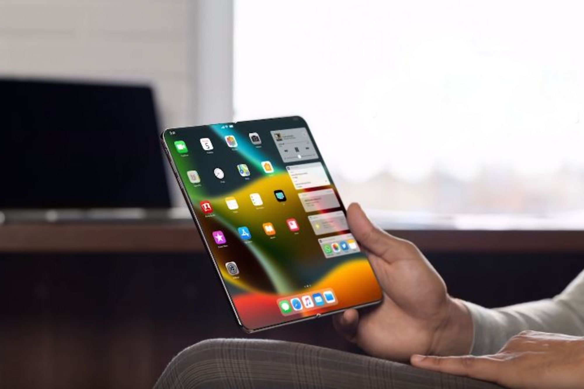 Foldable IPhone Concept 