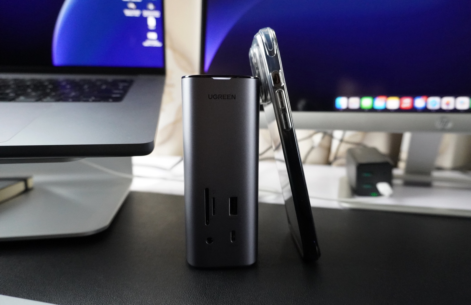 Ugreen USB C Triple Display Docking Station (12-in-1) Review - iOS Hacker