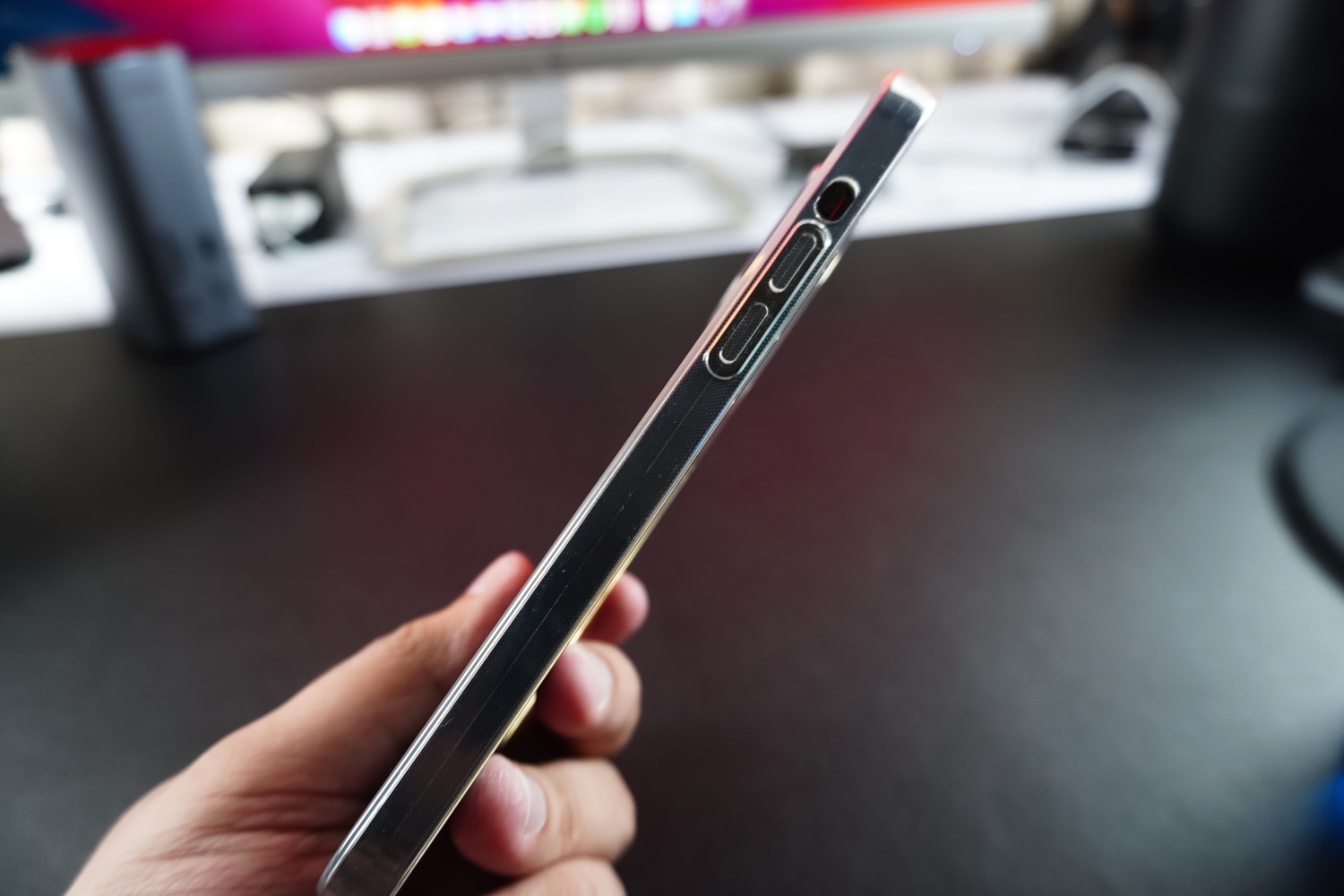 Totallee Thin Cases For iPhone 14 Pro Max - Review - iOS Hacker