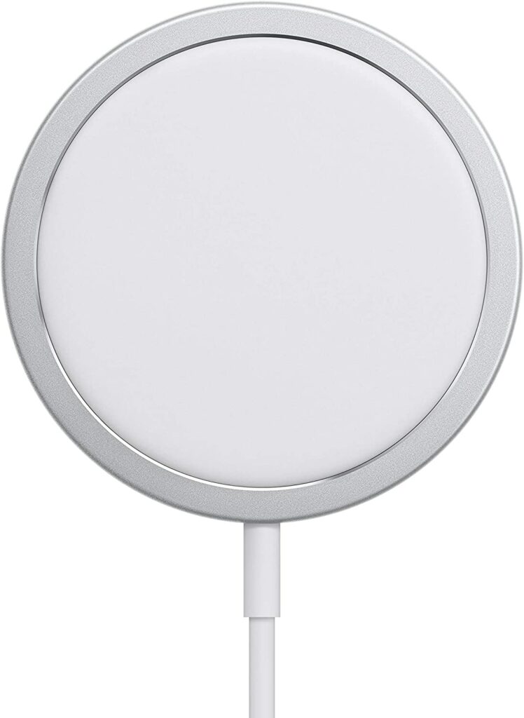 iPhone 15 Pro Max MagSafe chargers