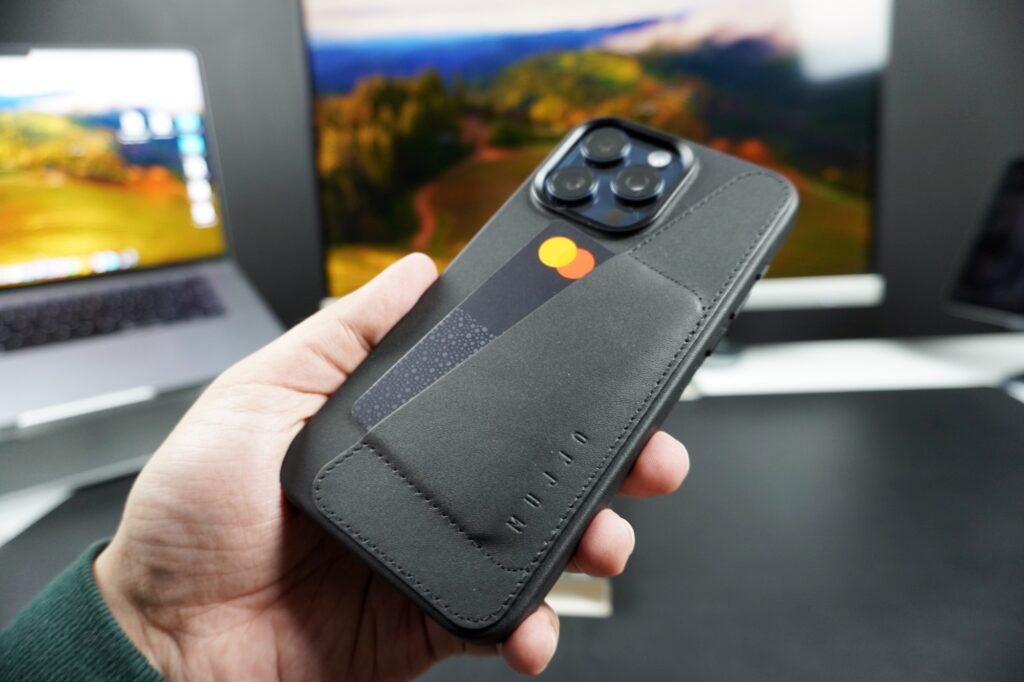 Mujjo Full Leather Wallet Case For iPhone 15 Pro Max review