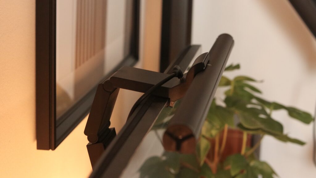 Quntis ScreenLinear HY210 Monitor Light Bar