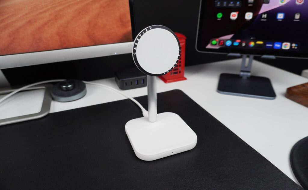 CASTiFY PowerThru 2-in-1 Charging Stand