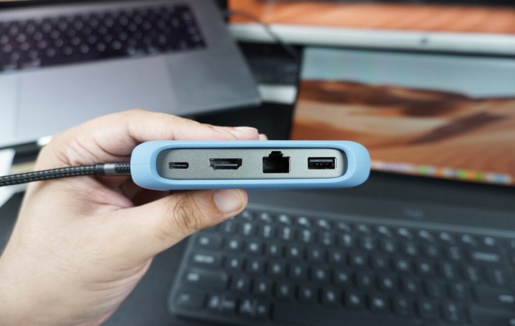 Uni Uniion Pro 8-in-1 USB-C Hub
