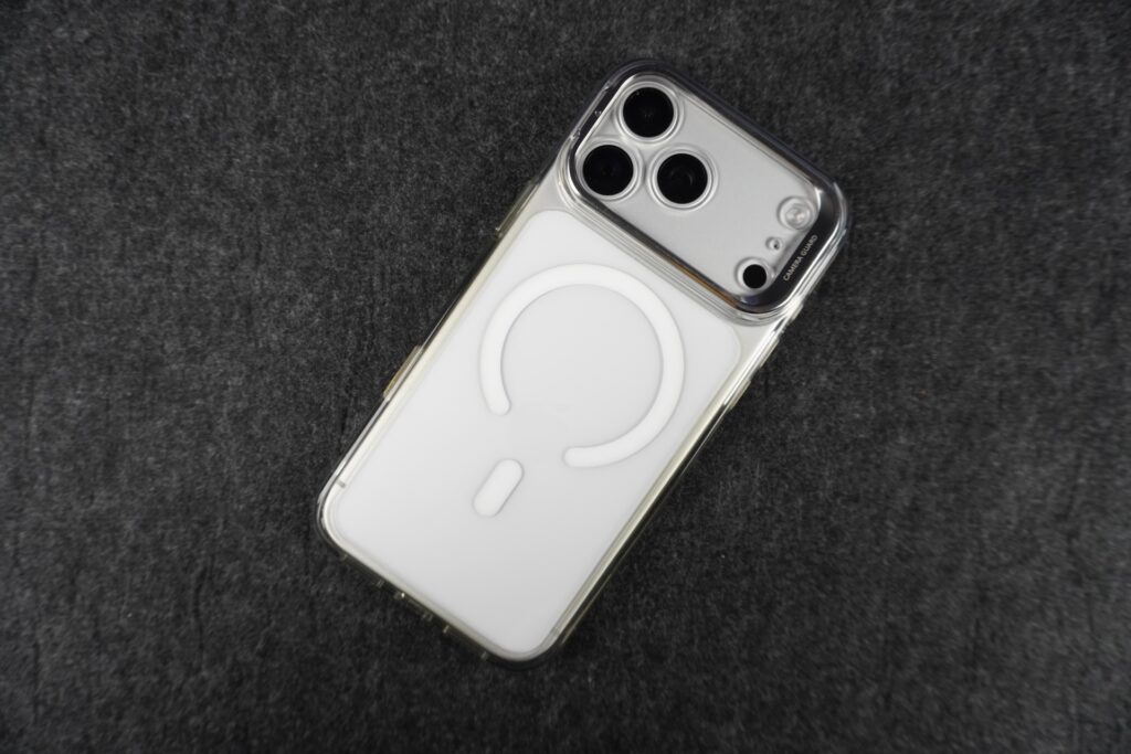 ESR Clear case iPhone 17 Pro Max