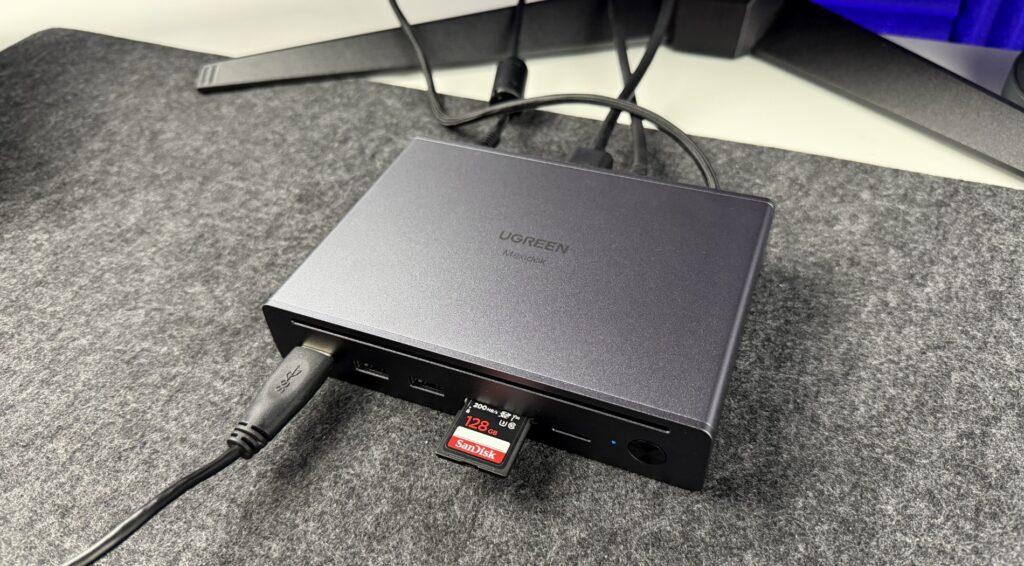 UGREEN Revodok Maxidok 10-in-1 Thunderbolt 5 docking station